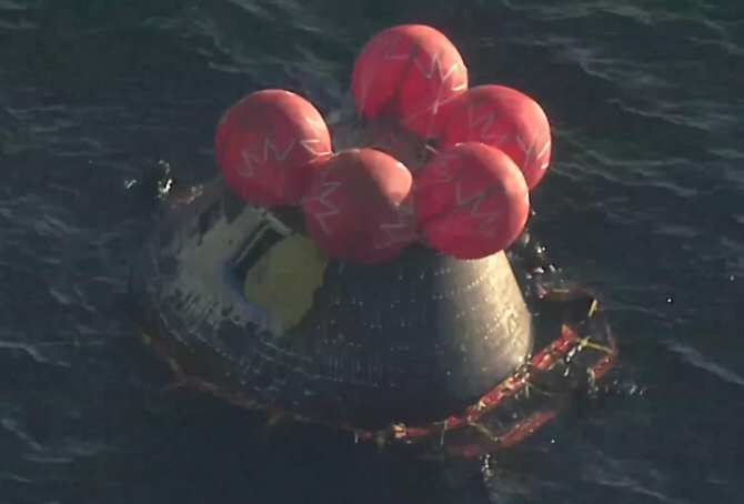 Llegan a la Tierra los astronautas de la misi&oacute;n lunar Artemis 2